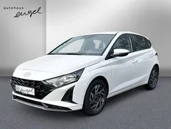 Weiß Neu 2025 Hyundai i20 Trend Limousine | 20.285 € (Fairer Preis)
