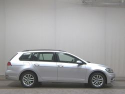 Silber Gebraucht 2020 VW Golf VII Comfortline Kombi | 16.480 € (Fairer Preis)