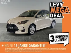 Weiß Gebraucht 2021 Toyota Yaris Comfort Kleinwagen | 12.890 € (Fairer Preis)