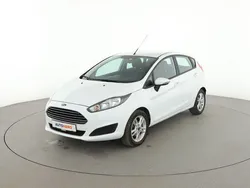 Weiß Gebraucht 2015 Ford Fiesta Trend Kleinwagen | 8.410 € (Fairer Preis)