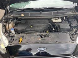 Schwarz Gebraucht 2017 Ford Galaxy Van / Kleinbus | 18.500 € (Teuer)