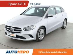 Grau Gebraucht 2021 Mercedes B180 Progressive Van / Kleinbus | 21.470 € (Guter Preis)