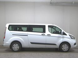 Weiss Gebraucht 2023 Ford Tourneo Custom Trend Van | 30.780 € (Superpreis)