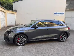 Grau Gebraucht 2022 Audi A3 Sportback e-tron S-Line Limousine | 28.500 € (Fairer Preis)