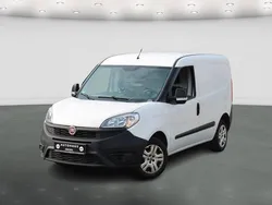 Weiß Gebraucht 2016 Fiat Doblò Van / Kleinbus | 6.449 € (Fairer Preis)