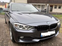 Grau Gebraucht 2013 BMW 318 Sport Line Kombi | 9.600 € (Fairer Preis)