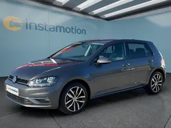 Grau Gebraucht 2019 VW Golf VII Kleinwagen | 19.099 € (Fairer Preis)