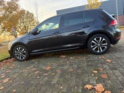 Schwarz Gebraucht 2019 VW Golf VII IQ Drive Kleinwagen | 16.000 € (Fairer Preis)