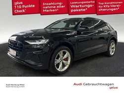 Mythosschwarz metallic Gebraucht 2022 Audi Q8 Ambiente SUV | 67.450 € (Guter Preis)