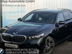 Schwarz Gebraucht 2024 BMW 540 Kombi | 63.880 €