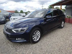 Blau Gebraucht 2016 VW Passat Comfortline Kombi | 8.200 € (Fairer Preis)
