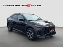 Schwarz (metallic) Gebraucht 2023 Toyota bZ4X Comfort SUV | 29.900 € (Guter Preis)