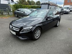 Schwarz Gebraucht 2015 Mercedes C180 Kombi | 8.900 € (Fairer Preis)