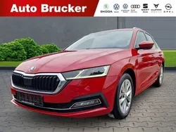 Rot Gebraucht 2022 Skoda Octavia Style Kombi | 19.970 € (Fairer Preis)