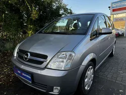 Blau Gebraucht 2005 Opel Meriva Edition Van / Kleinbus | 2.990 € (Etwas zu teuer)