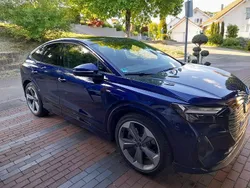 Blau Gebraucht 2022 Audi Q4 e-tron S-Line SUV | 41.900 € (Fairer Preis)