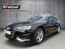 Mythosschwarz metallic (metallic) Gebraucht 2023 Audi A4 Advanced Kombi | 36.980 € (Etwas zu teuer)