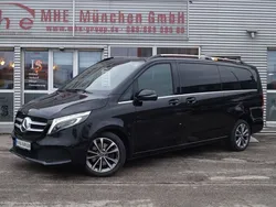 Schwarz Gebraucht 2021 Mercedes V300 Avantgarde Van / Kleinbus | 51.990 € (Fairer Preis)