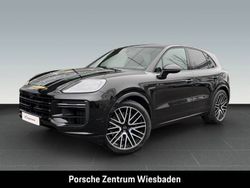 Chromitschwarzmetallic Neu 2025 Porsche Cayenne Turbo E-Hybrid SUV | 217.661 € (Etwas zu teuer)
