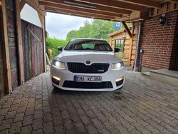 Weiß Gebraucht 2014 Skoda Octavia RS Kombi | 11.300 € (Guter Preis)