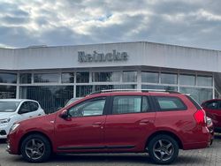 Rot Gebraucht 2017 Dacia Logan MCV Limousine | 9.690 € (Teuer)