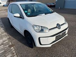 Weiß Gebraucht 2018 VW up! move up! Kleinwagen | 2.900 € (Superpreis)