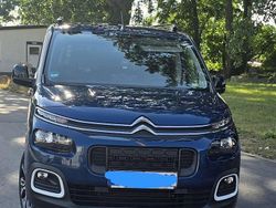 Blau Gebraucht 2022 Citroën Berlingo Shine Van / Kleinbus | 27.900 €