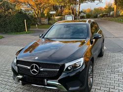 Schwarz Gebraucht 2015 Mercedes GLC250 Exclusive SUV | 18.900 € (Fairer Preis)