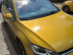 Gold Gebraucht 2018 VW Golf VII Comfortline Limousine | 16.300 € (Guter Preis)