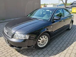 Schwarz Gebraucht 2003 Audi A4 Limousine | 650 € (Superpreis)