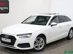 Weiss Gebraucht 2023 Audi A4 Comfort Kombi | 25.880 € (Superpreis)