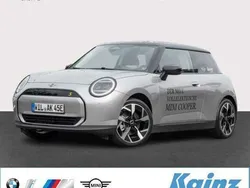 Andere farbe Gebraucht 2024 Mini Cooper S Classic Kleinwagen | 35.890 €