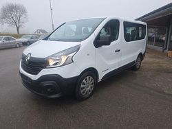 Weiß Gebraucht 2016 Renault Trafic Expression Van / Kleinbus | 11.400 € (Superpreis)