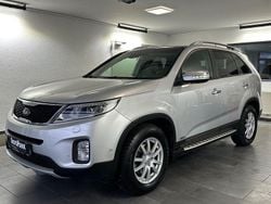 Silber Gebraucht 2014 Kia Sorento Spirit SUV | 15.998 € (Fairer Preis)