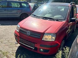 Rot Gebraucht 2004 Fiat Panda Dynamic Limousine | 1.200 € (Fairer Preis)