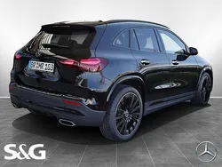 Gebraucht 2025 Mercedes GLA200 AMG line SUV | 45.299 € (Teuer)