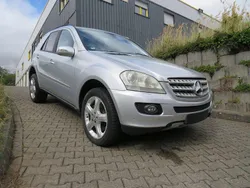 Silber Gebraucht 2007 Mercedes ML500 SUV | 8.990 € (Superpreis)