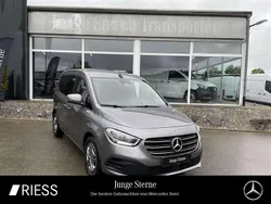 Chromitgrau metallic Gebraucht 2023 Mercedes T180 Style Van / Kleinbus | 24.969 € (Guter Preis)