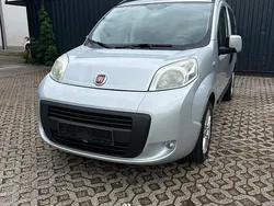 Grau Gebraucht 2015 Fiat Qubo Trekking Van / Kleinbus | 4.300 € (Fairer Preis)