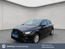 Midnight schwarz metallic Gebraucht 2024 Seat Ibiza Style Limousine | 17.770 € (Guter Preis)