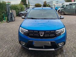 Blau Gebraucht 2016 Dacia Sandero Prestige Kleinwagen | 5.350 € (Fairer Preis)