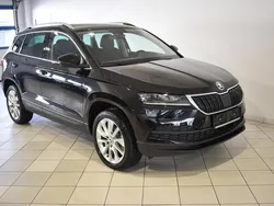 Schwarz metallic Gebraucht 2019 Skoda Karoq SUV | 18.980 € (Fairer Preis)