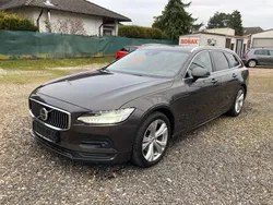 Platinum grey / metallic Gebraucht 2020 Volvo V90 Momentum Kombi | 26.000 € (Fairer Preis)