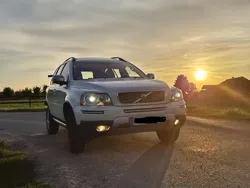 Weiß Gebraucht 2009 Volvo XC90 SUV | 9.200 €