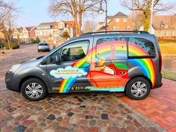 Grau Gebraucht 2015 Citroën Berlingo Shine Van / Kleinbus | 9.490 € (Fairer Preis)