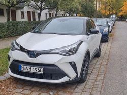 Weiß Gebraucht 2020 Toyota C-HR Lounge SUV | 24.000 € (Etwas zu teuer)