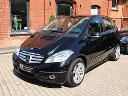 Schwarz Gebraucht 2011 Mercedes A180 Kleinwagen | 7.999 € (Teuer)