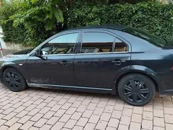 Schwarz Gebraucht 2003 Ford Mondeo ST Limousine | 650 € (Superpreis)