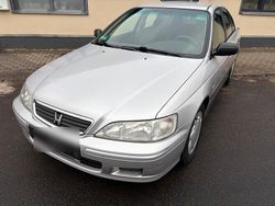 Silber Gebraucht 2000 Honda Accord Limousine | 1.850 €
