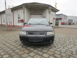 Schwarz Gebraucht 2002 Audi A3 Limousine | 1.000 € (Guter Preis)